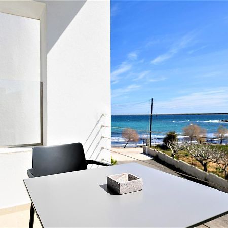 Cubes On The Beach Athens Airport Loútsa Exterior foto