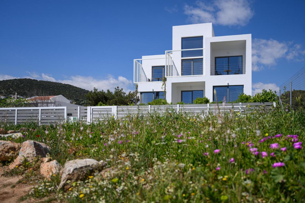 Cubes On The Beach Athens Airport Loútsa Exterior foto