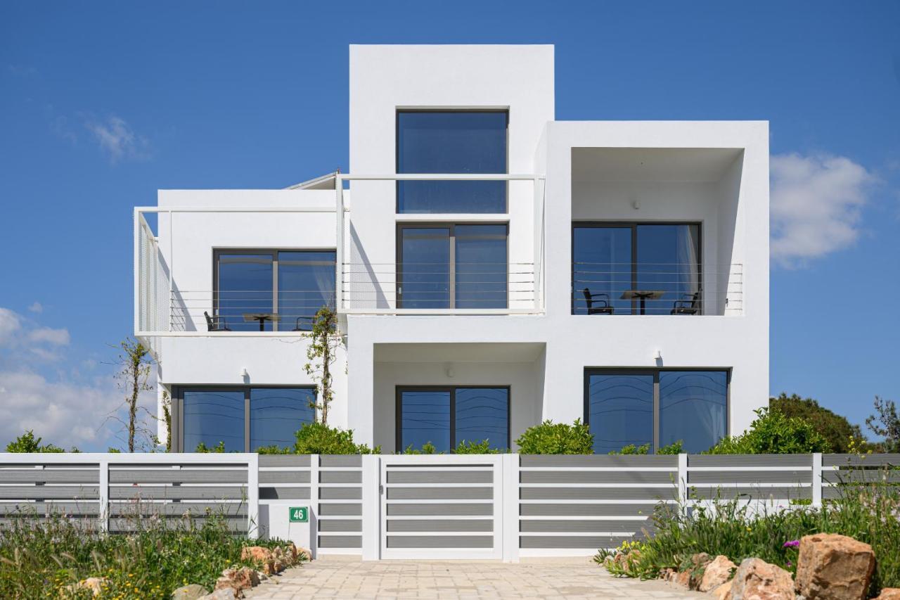 Cubes On The Beach Athens Airport Loútsa Exterior foto