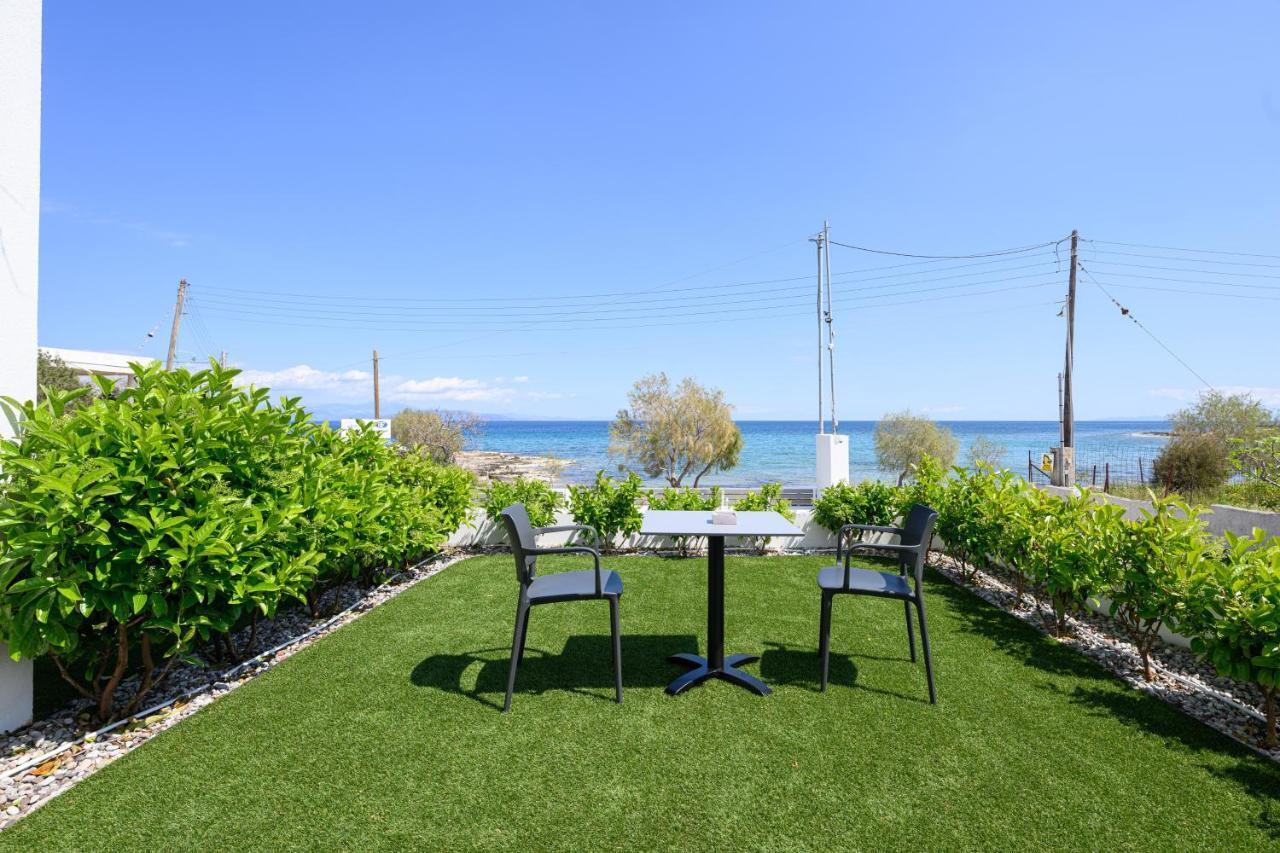 Cubes On The Beach Athens Airport Loútsa Exterior foto