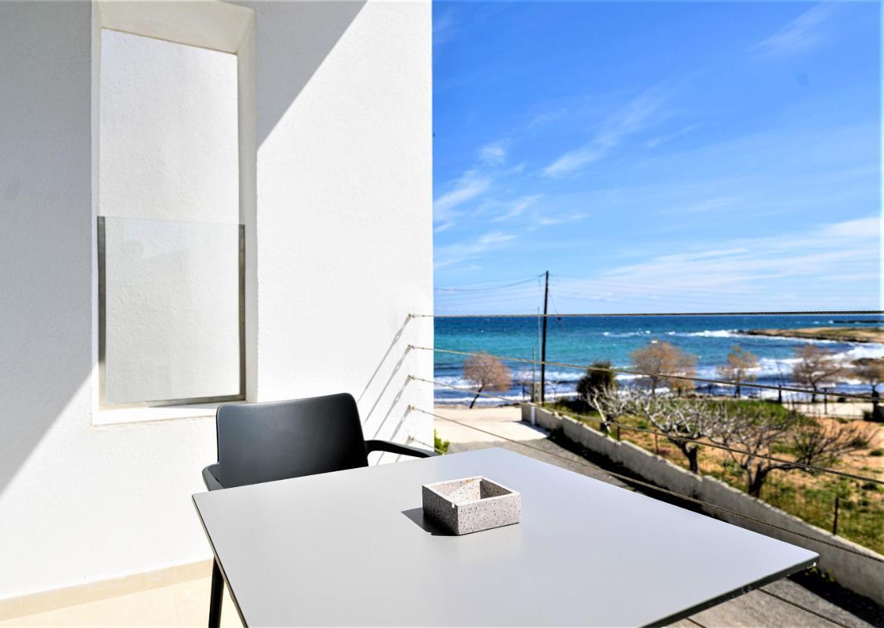Cubes On The Beach Athens Airport Loútsa Exterior foto